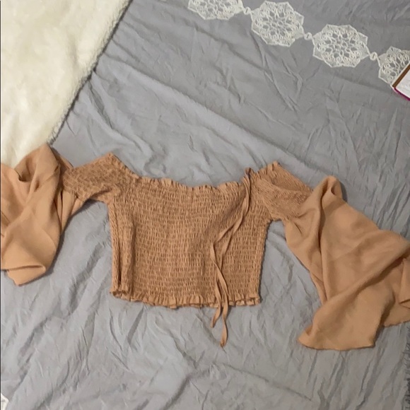 Top - Picture 2 of 3